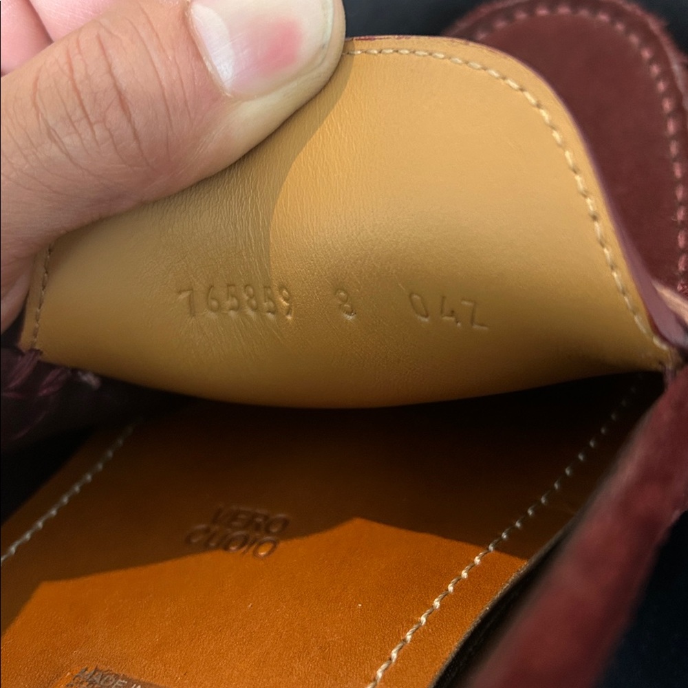 Gucci Men's Burgundy Suede Horsebit Loafers - Picture 2 of 4